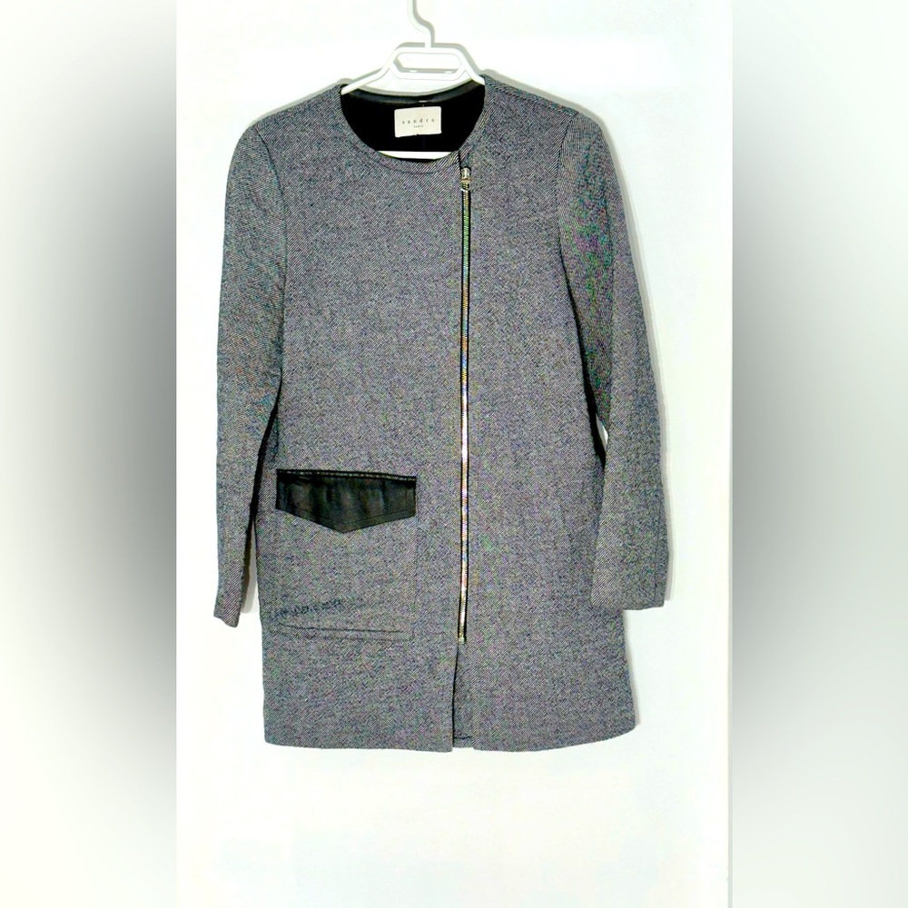 Sandro coat 40 / US 8 excellent condition cotton blend. Black/white fleck